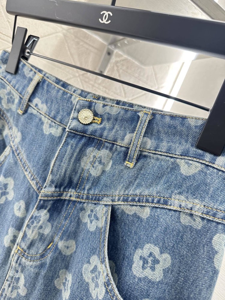 Джинси жіночі фото 4