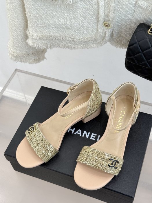 Босоніжки фото 2