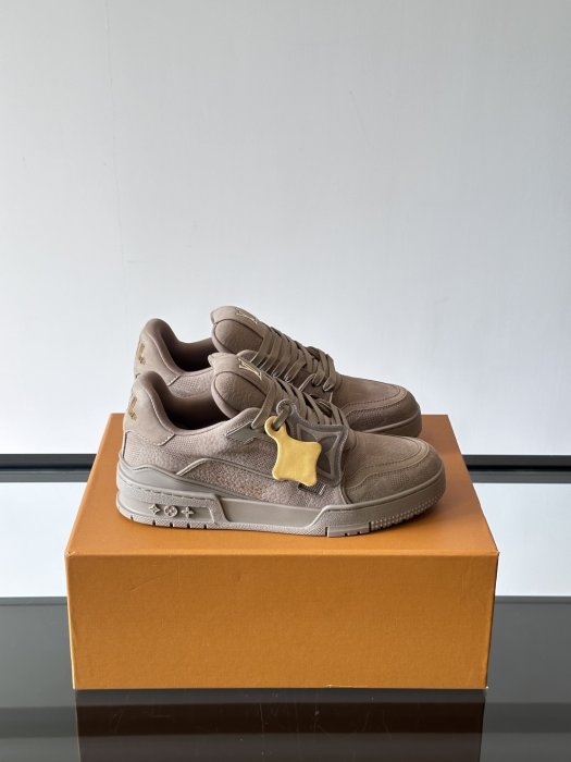 Кроссовки мужские