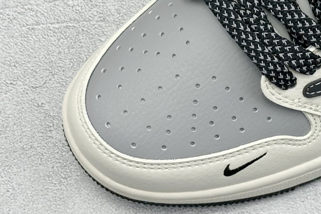 Кроссовки Fragment x Travis Scott x Air Jordan 1 Low фото 7