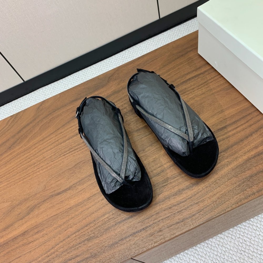 Шлепанцы женские фото 2