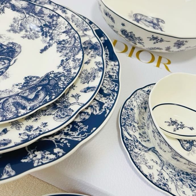 Set crockery of костаного porcelain, 41 subject фото 8