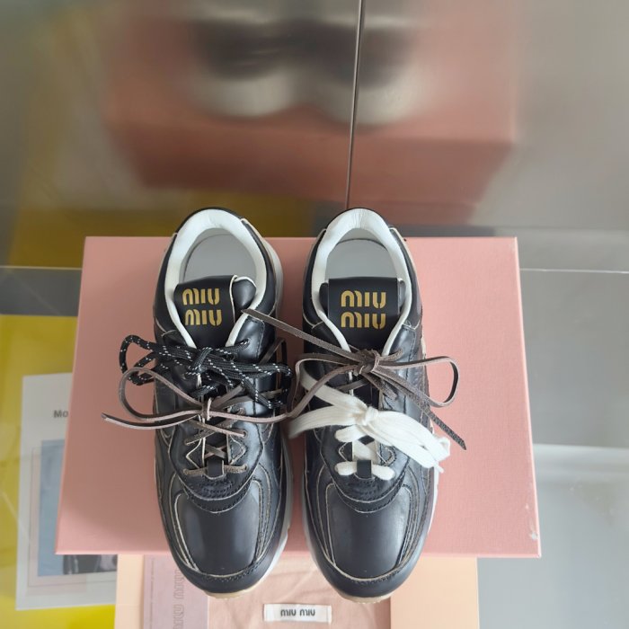 Кроссовки фото 7