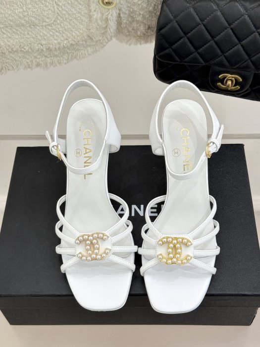 Босоножки фото 4