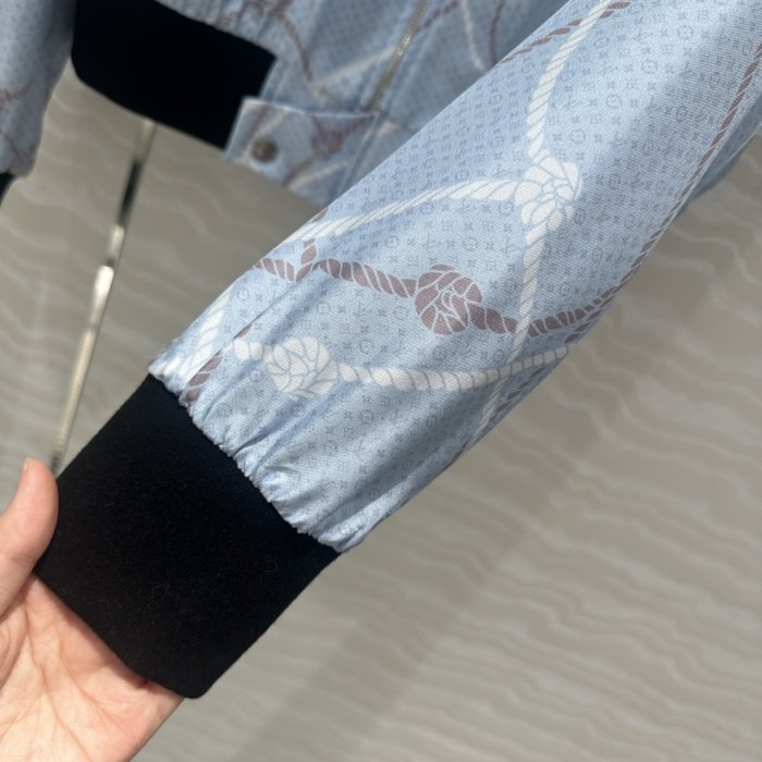 Куртка жіноча фото 6