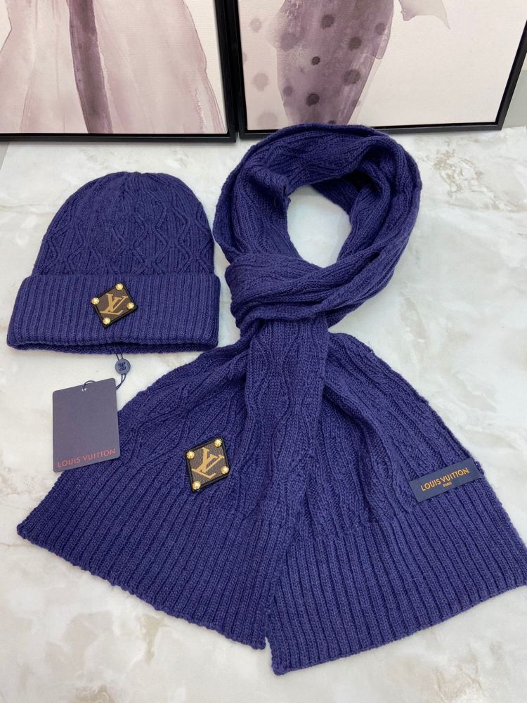 Cashmere set a cap and scarf