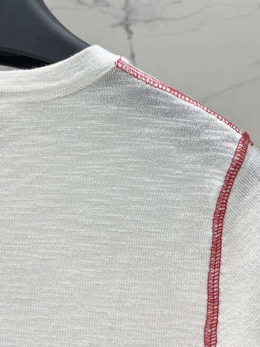 T-shirt women's фото 5