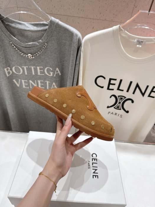 Шлепанцы женские фото 5