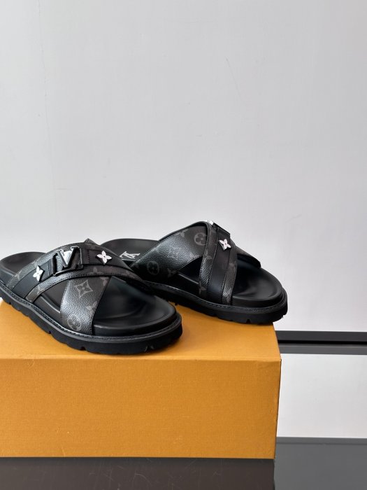 Шлепанцы мужские фото 8