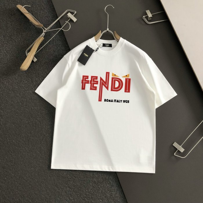 T-shirt men's фото 4
