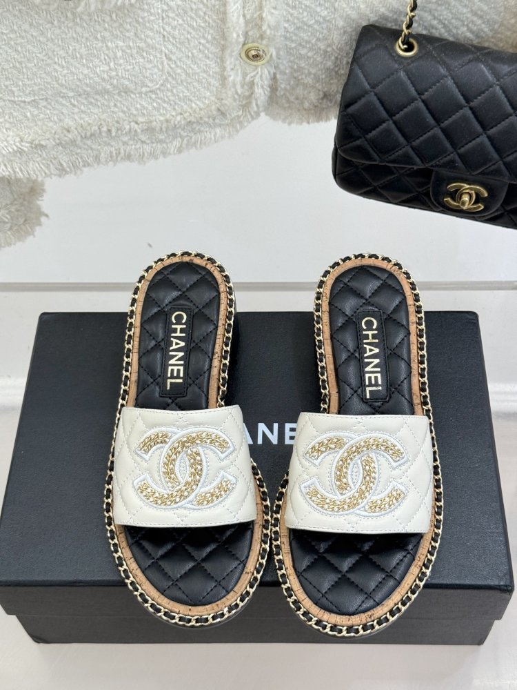 Босоножки фото 4