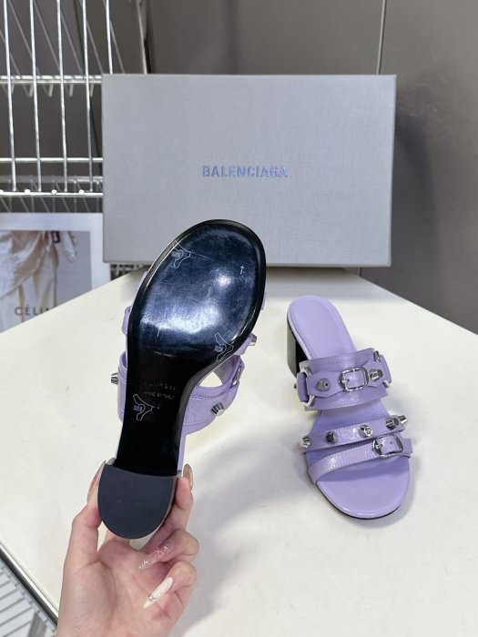 Босоножки фото 9