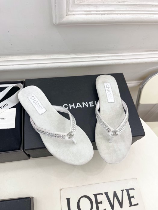 Шлепанцы фото 2