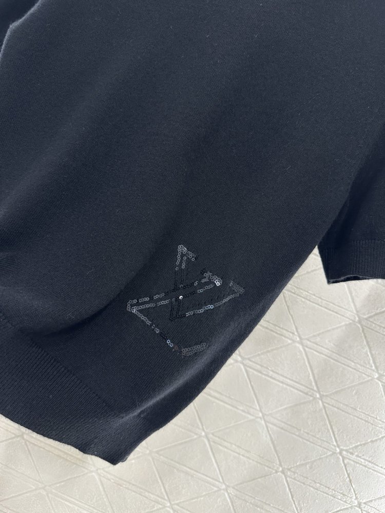 Футболка жіноча фото 8