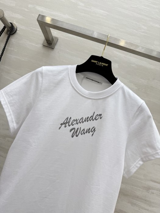 T-shirt women's фото 5