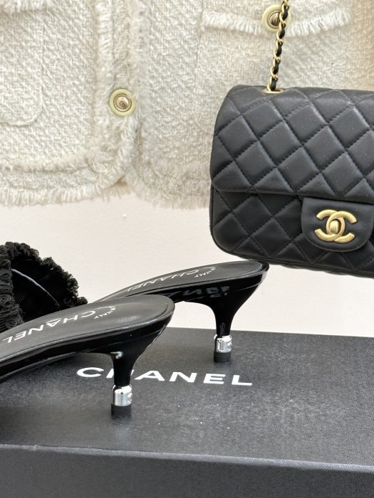 Босоножки фото 6