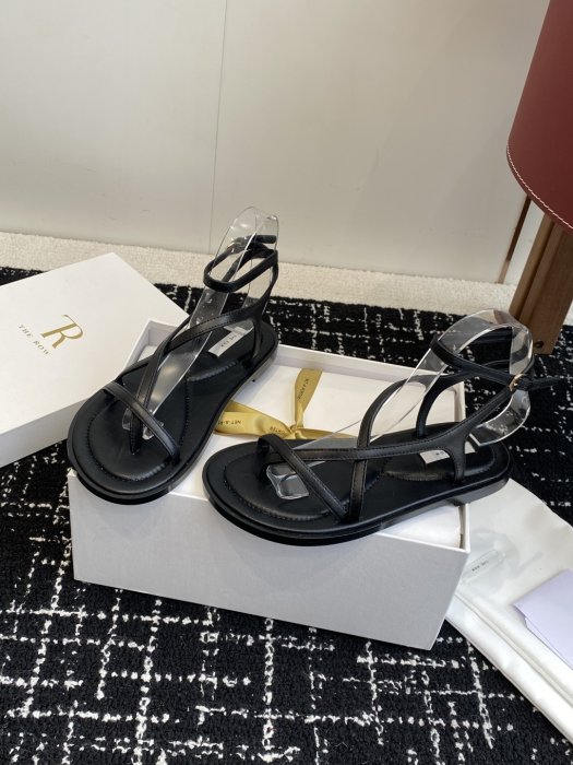 Сандалии женские фото 3