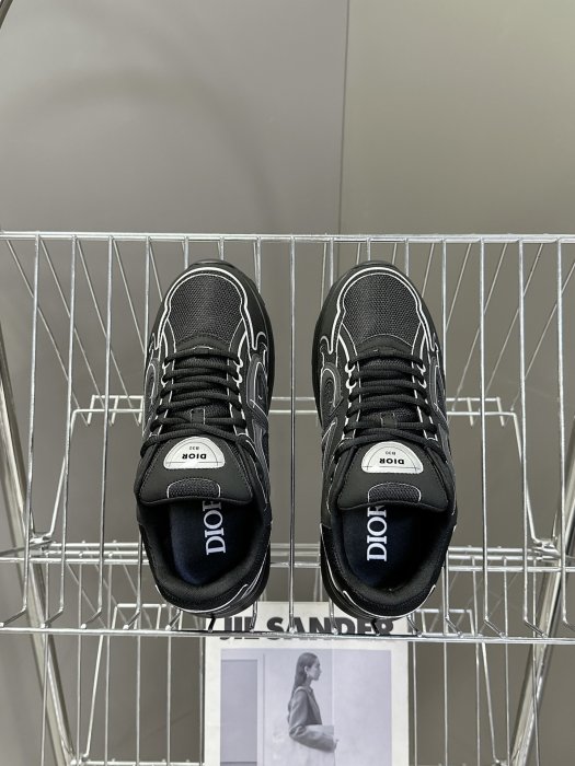 Кроссовки фото 6