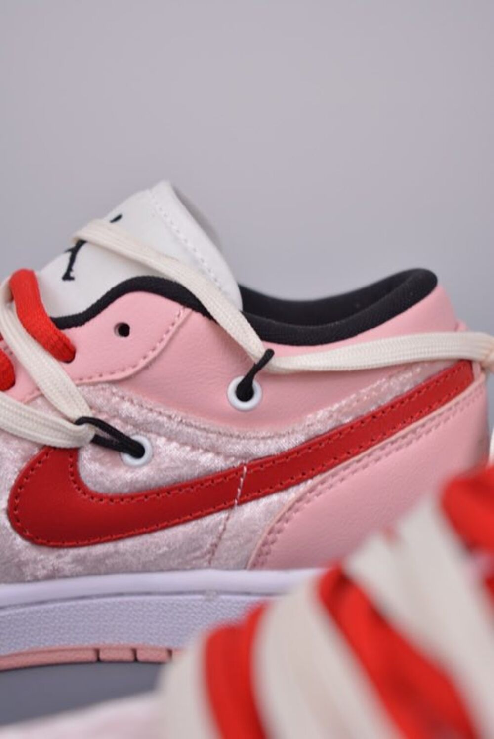 Sneakers Air Jordan 1 Low (GS) Light Madder Root DM8960-801 фото 8