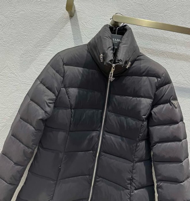 Down jacket фото 4