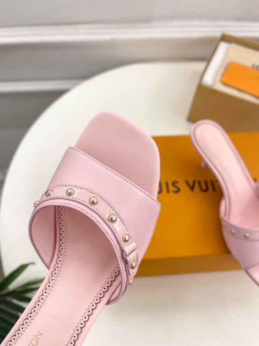 Босоножки фото 6