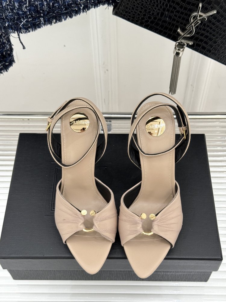 Босоножки фото 4