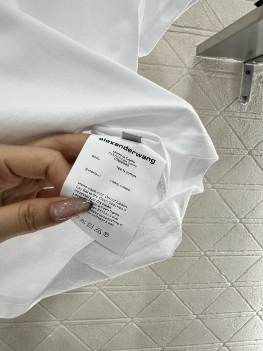 T-shirt women's фото 9