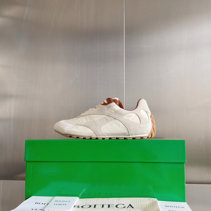 Кросівки фото 5