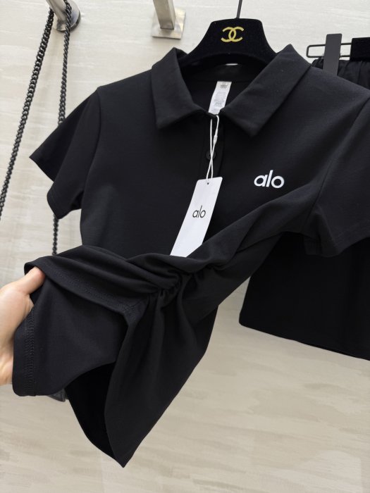 Костюм женский фото 8