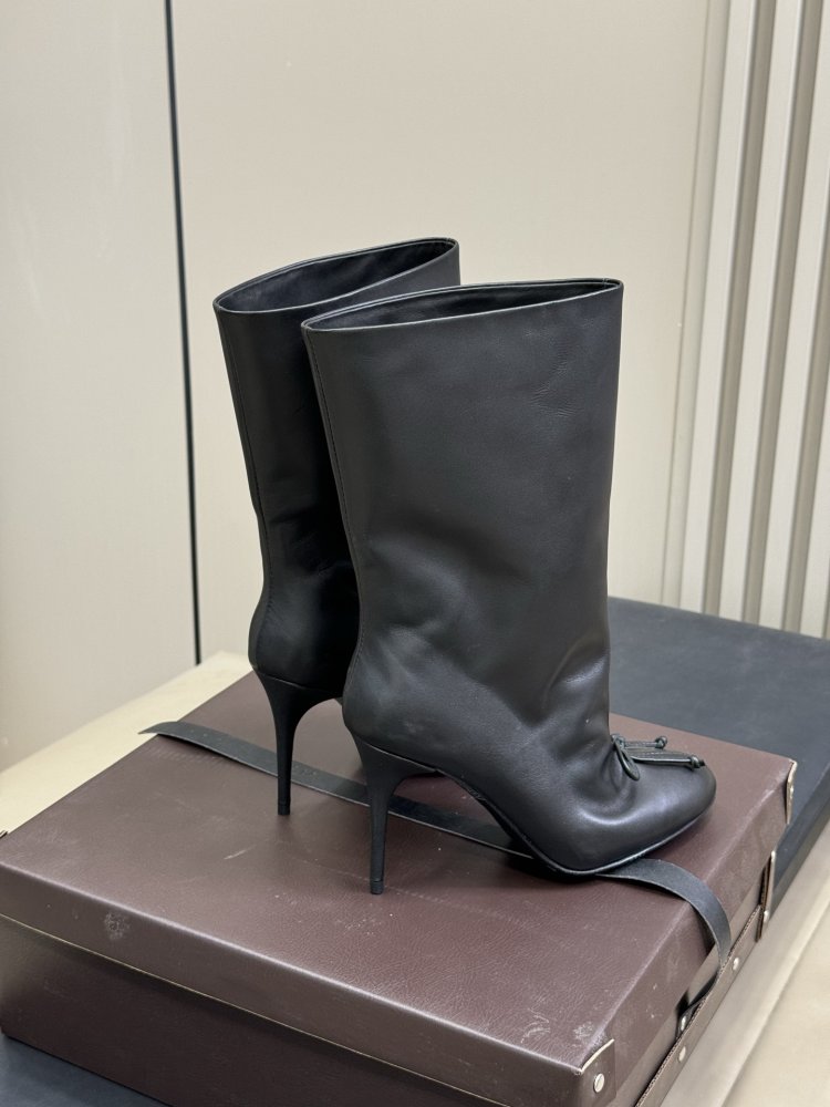 Ботильоны на высоком каблуке фото 3