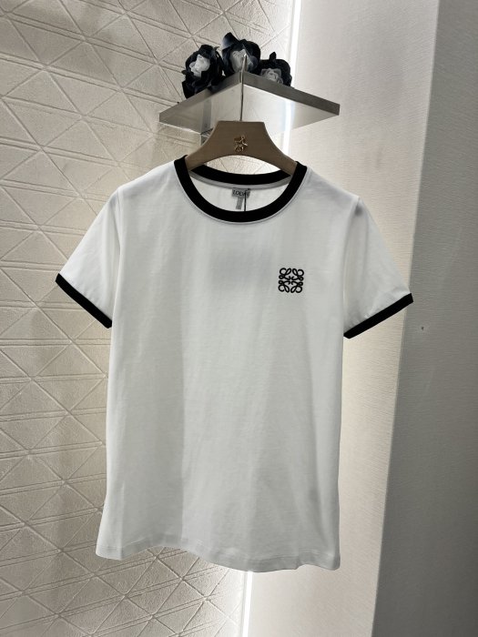 Футболка женская