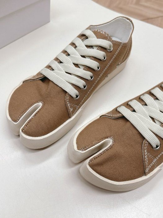 Кеды женские с раздвоенным носком фото 7