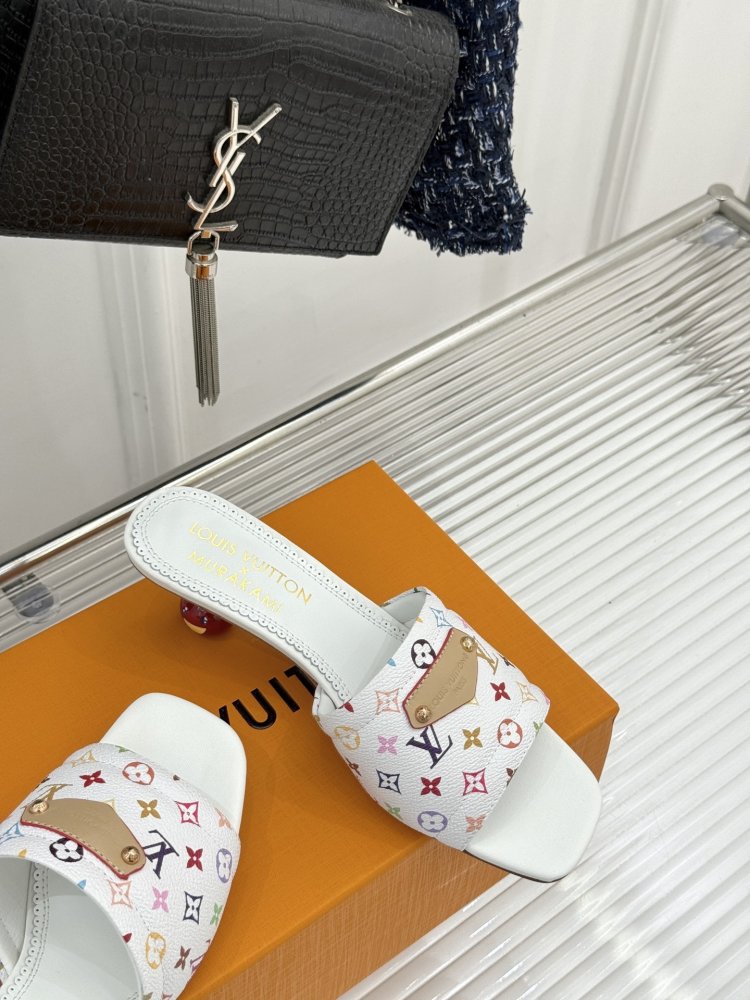 Босоніжки фото 5