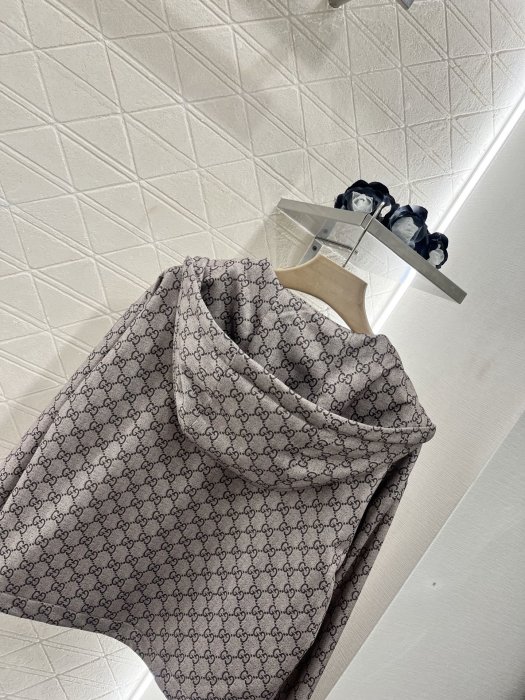 Jacket women's фото 4