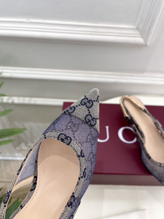 Босоножки фото 8