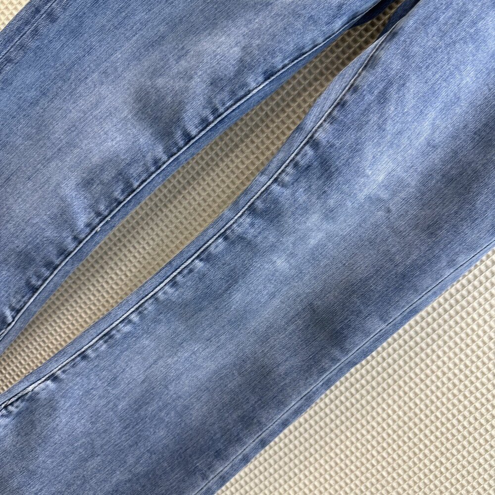 Расклешенные джинсы с высокой посадкой фото 4