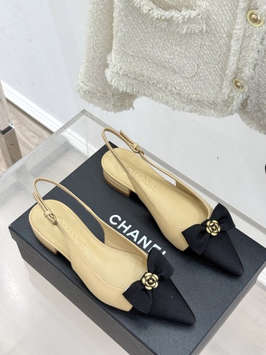 Босоножки фото 3