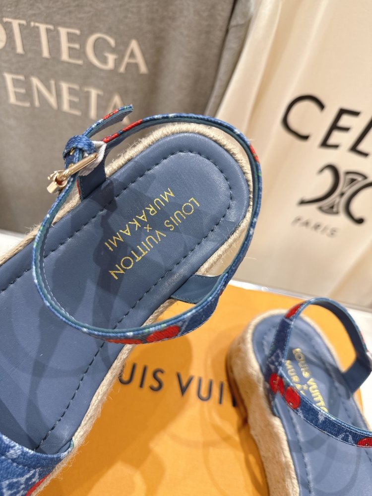 Sandals women's фото 6