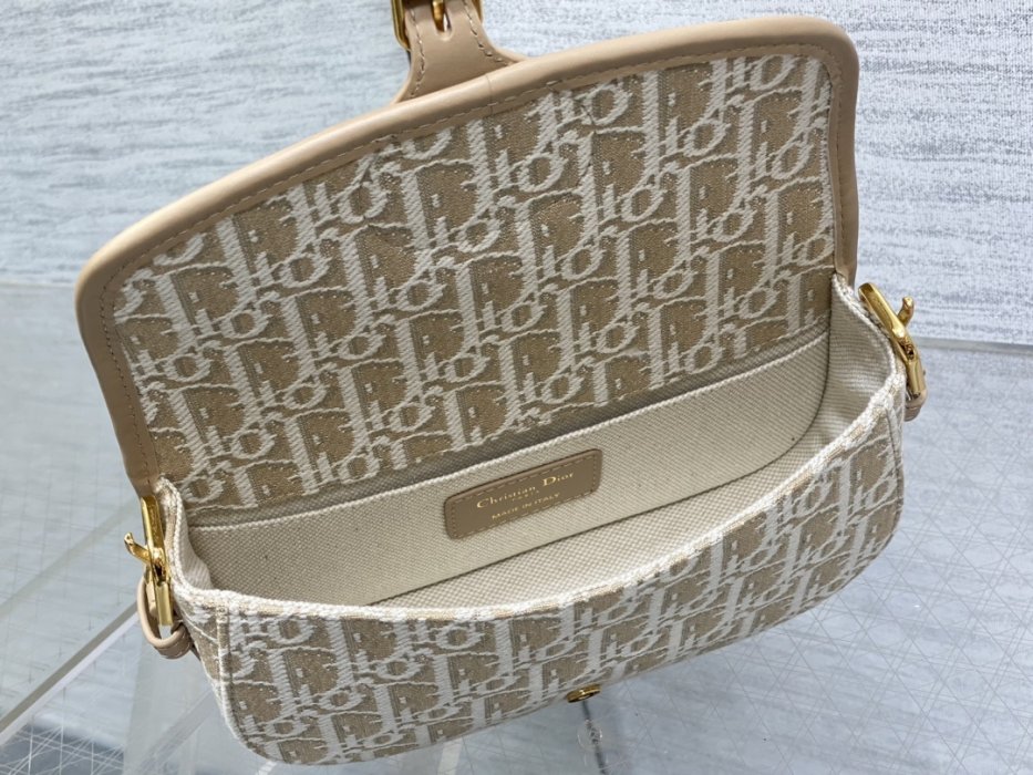 Сумка Bobby женская 21 см фото 8