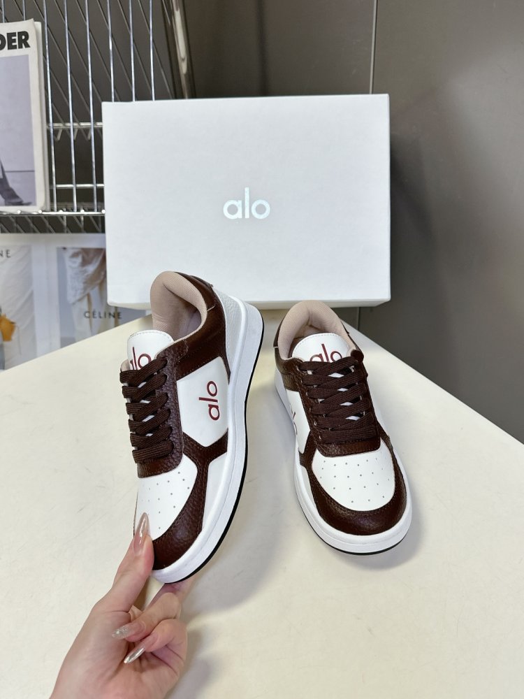 Кросівки жіночі фото 4