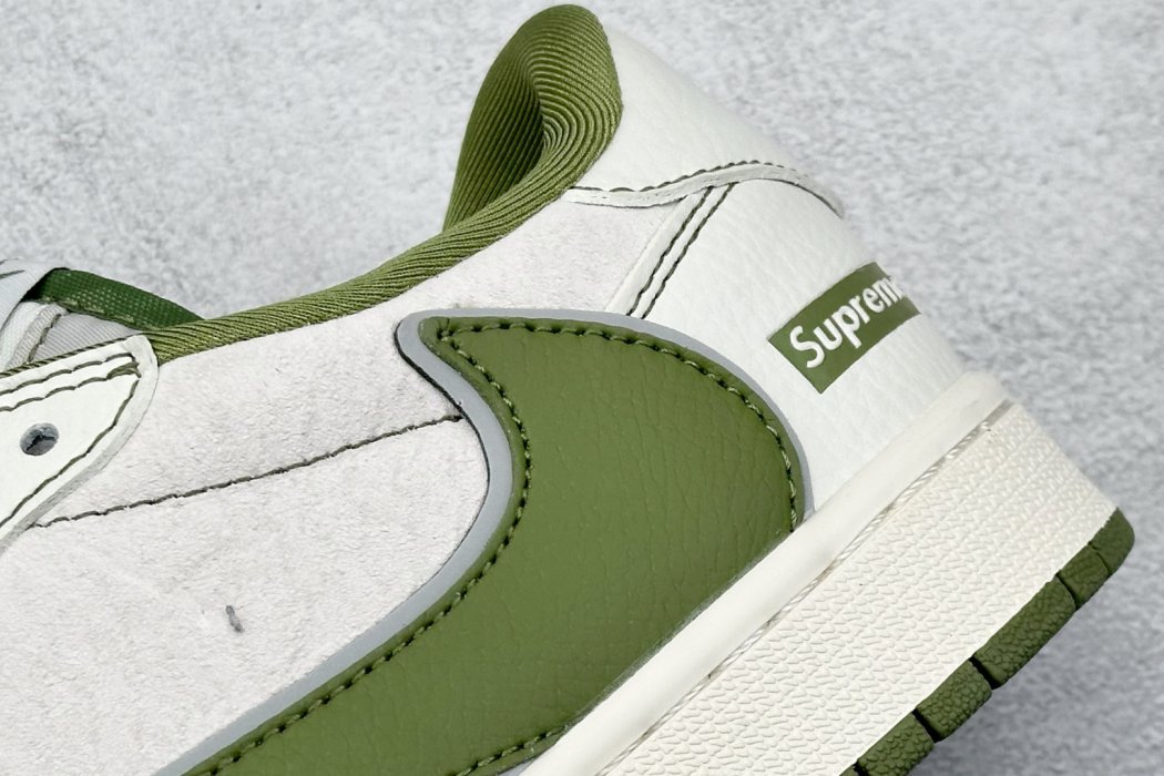 Кроссовки Travis Scott x Nike Air Jordan 1 Low x Supreme фото 9