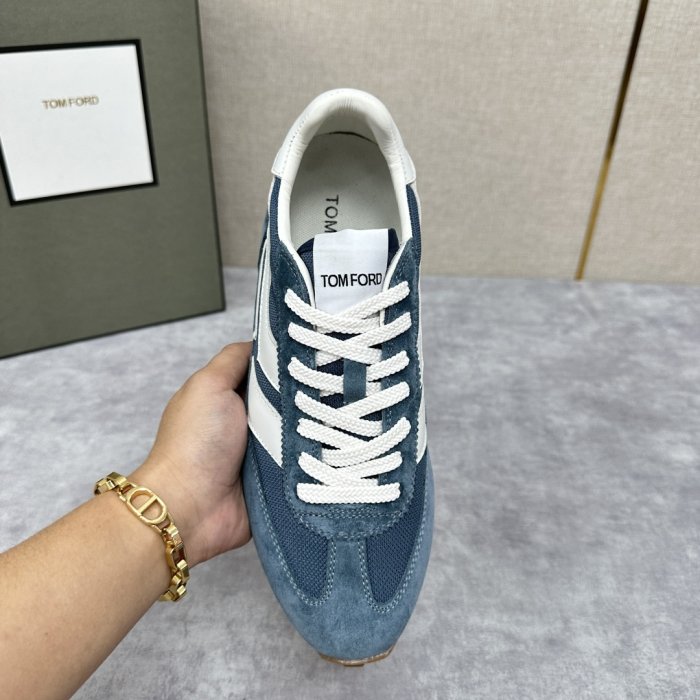 Кросівки чоловічі фото 5