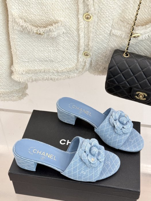 Босоножки фото 3