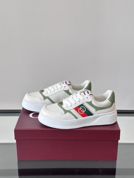 Кросівки чоловічі фото 3