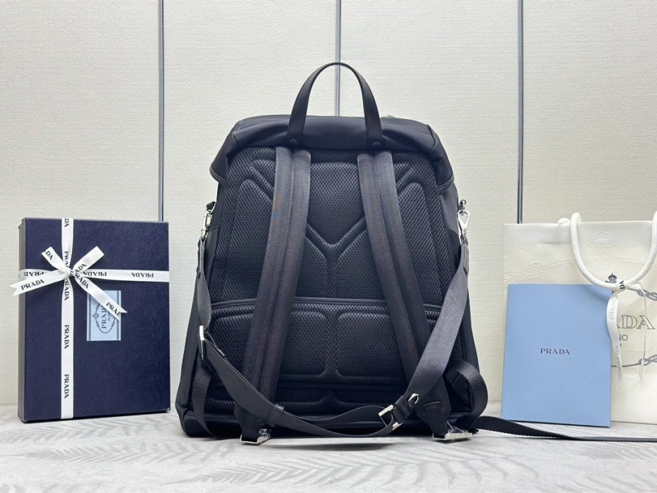 Backpack Black Re-nylon 42 cm 2VZ108 фото 2