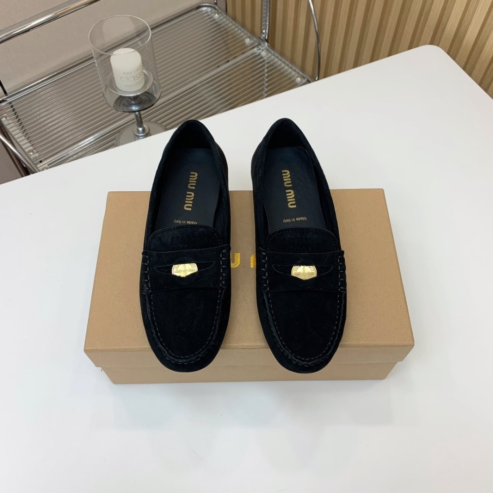 Лоферы women's