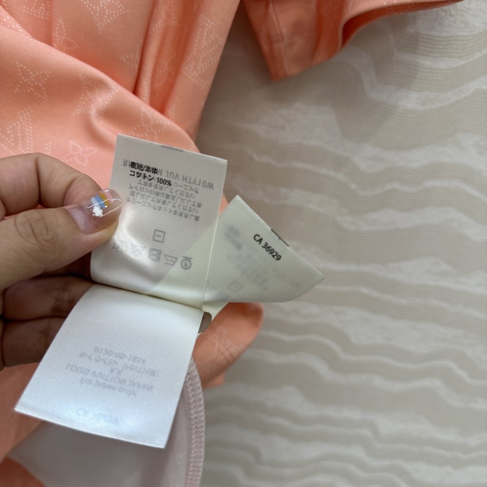 T-shirt women's фото 8