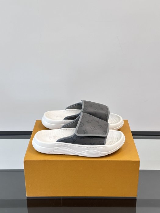 Шлепанцы мужские