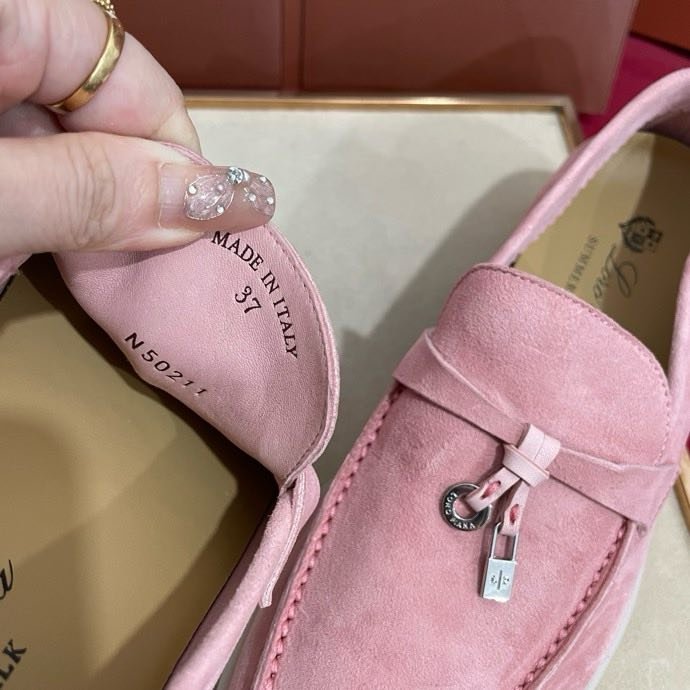 Лоферы женские фото 3