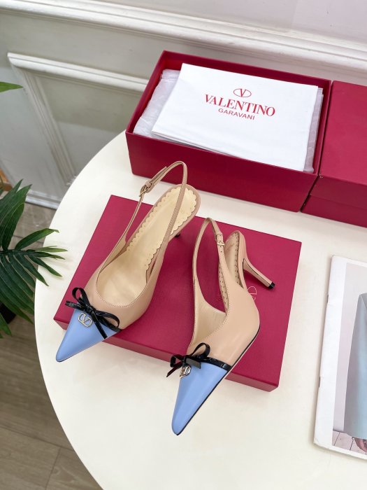 Босоножки фото 5